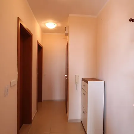 New Estate In Complex Chateau Valon *